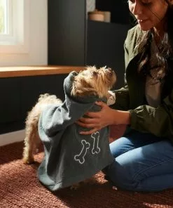 Frisco Embroidered Pawprint Microfiber Dog Bath Towel -Pet Food Gear Shop 269029 PT4. SY630 V1624553208