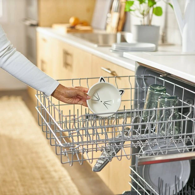 Frisco Cat Face Non-skid Ceramic Dog Bowl, White, 1.25 Cups 7 Frisco Cat Face Non-skid Ceramic Dog Bowl, White, 1.25 Cups - Image 5