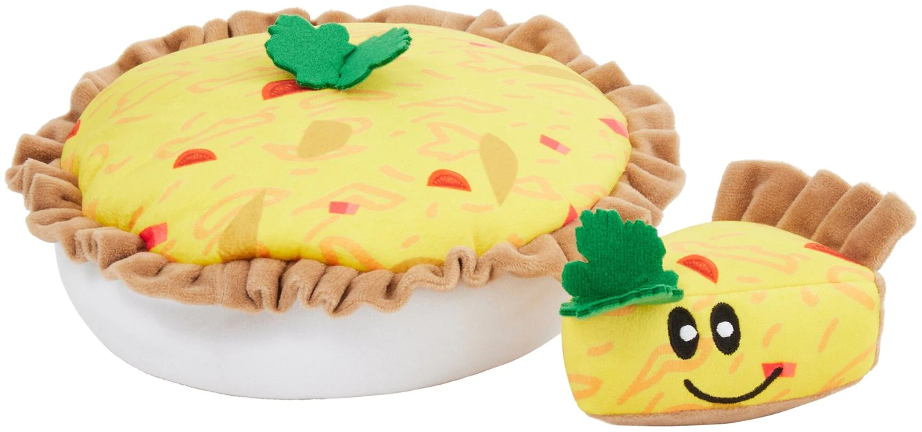 Frisco Brunch Quiche 2-in-1 Plush Squeaky Dog Toy 3 Frisco Brunch Quiche 2-in-1 Plush Squeaky Dog Toy