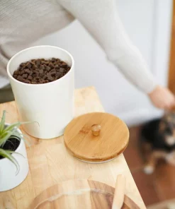 Friskies||Frisco Friskies Party Mix Natural Yums with Real Tuna Cat Treats, 6-oz bag + Frisco Melamine Dog & Cat Treat Jar with Bamboo Lid, 8 Cups -Pet Food Gear Shop 298044 PT6. SY630 V1621261944