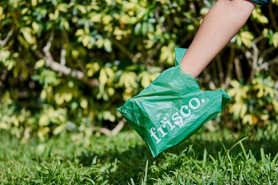 Pooch Approved Products||Frisco Pooch Approved Products GoGo Stik E-Z Clean Pooper Scooper Set + Frisco Handle Dog Poop Bag, Scented, 120 count 11 Pooch Approved Products||Frisco Pooch Approved Products GoGo Stik E-Z Clean Pooper Scooper Set + Frisco Handle Dog Poop Bag, Scented, 120 count - Image 9